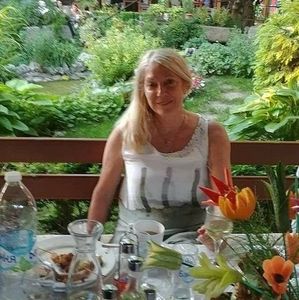 Meet your Posher, Roberta